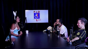 Foi para um reality show iniciou com vídeo chamada a mãe é uma safada e teve que pagar para gravar tifany rocha swing cast watch sheer red