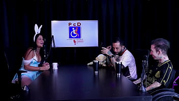 Foi para um reality show iniciou com vídeo chamada a mãe é uma safada e teve que pagar para gravar tifany rocha swing cast watch sheer red