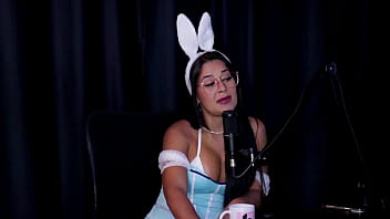 Foi para um reality show iniciou com vídeo chamada a mãe é uma safada e teve que pagar para gravar tifany rocha swing cast watch sheer red