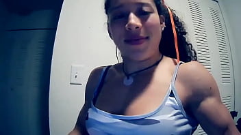 Carolynefit muscle queen bounce glutes