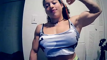 Carolynefit muscle queen bounce glutes