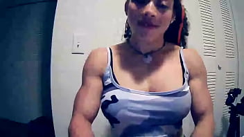 Carolynefit muscle queen bounce glutes