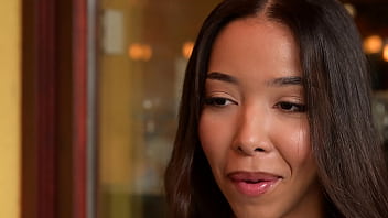 Flirtacious waitress lia lin enjoys first date fucking with her customer gp3199