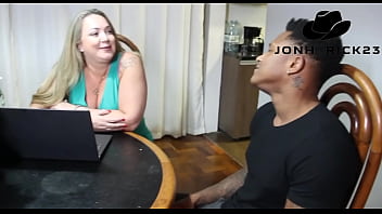 Minha madrasta me pediu ajuda com o computador