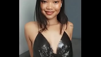 I wanna be your girlfriend yes or no