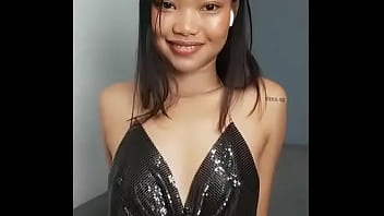 I wanna be your girlfriend yes or no