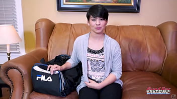 Brunette hottie jae scott gives a bj and gets her wet pussy deeply pounded