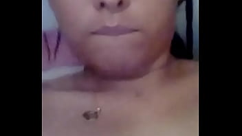 Perra de achaguas se masturba