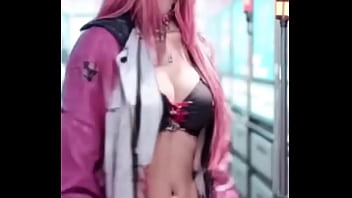 Imagine fazer compras e do nada uma gata assim aparece