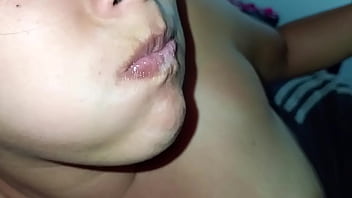 Mi ex queria probarme de nuevo y se traga toda la leche después de destrozarle la garganta