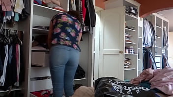 I dress in jeans so my stepson can cum twice in my ass i love his big cock