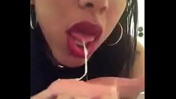 Cumshot Tranny thumbnail