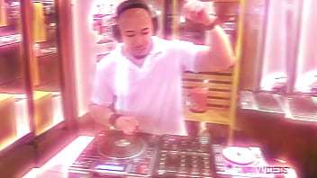 Erotic loop just xvideos mr matusalem remix