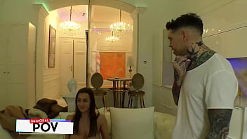 Dean & matt invite tourist josephine jackson for a photoshoot & fuck