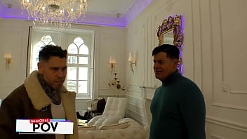 Dean & matt invite tourist josephine jackson for a photoshoot & fuck