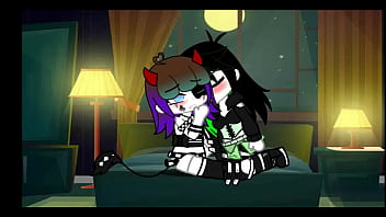 Olívia vê lele se masturbando e começa a chupar a buceta dela até gozar