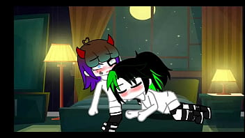 Olívia vê lele se masturbando e começa a chupar a buceta dela até gozar