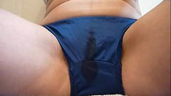 Masturbation with blowpop