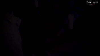 No halloween amigos são possuídos pelos desejos da entidade