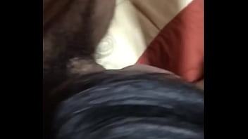 Llenándole el culo con mucha leche