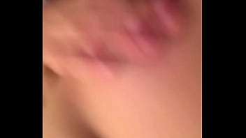 Llenándole el culo con mucha leche