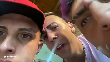 Trio con adolecente modelo y su hermana de 18