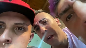 Trio con adolecente modelo y su hermana de 18