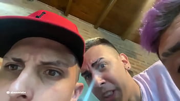 Trio con adolecente modelo y su hermana de 18