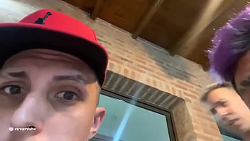 Trio con adolecente modelo y su hermana de 18