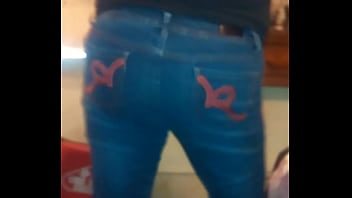 High dumb white slut entertaining the neighborhood