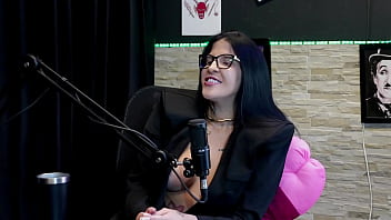 Sempre quis o que dá tesão ficou a vontade na produtora tem muita censura nas redes e foi a primeira vez que fez dp leticia braga watch sheer red