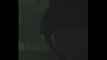 Make that booty jiggle