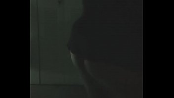 Make that booty jiggle