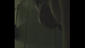 Make that booty jiggle