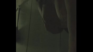 Make that booty jiggle