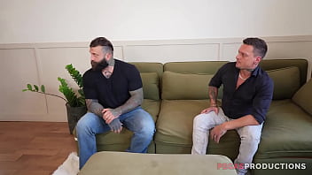 Pegas productions la jolie amateur ruby queen fourrée par ses deux chums