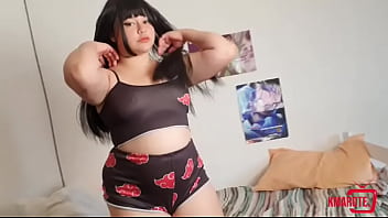 Gordinha safada mostrando o poder da sua bucetinha gulosa para quem quiser ver