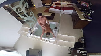 Crazy couple fucking and pissing in the hotel room