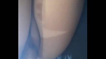 Petite monta enorme verga y se enamora