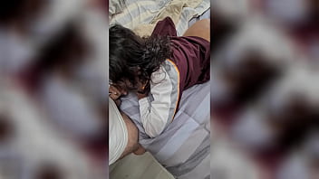 Descubrí a mi hijastra colegiala masturbándose mientras olía mi camisa así que la tuve que castigar follándola Descubrí a mi hijastra colegiala masturbándose mientras olía mi camisa así que la tuve que castigar follándola