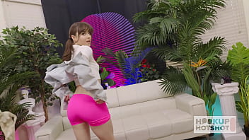 Tiny hooker megan marx meets up with bryan gozzling for extreme sex