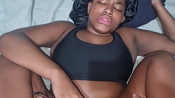 Meia irmã fode gostoso ela só quer no cuzinho