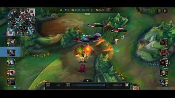 Samurai fazendo 1v3 com safadas