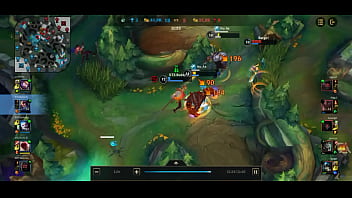 Samurai fazendo 1v3 com safadas