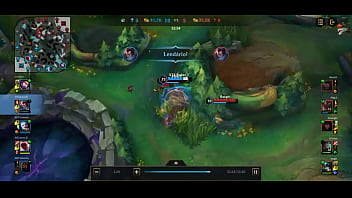 Samurai fazendo 1v3 com safadas