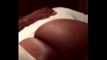 Watch how my ass jiggle