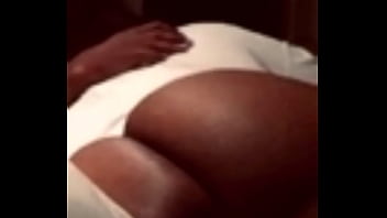 Watch how my ass jiggle