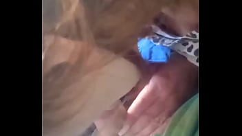 Parei na rua pra fazer uma chamada de vídeo no carro