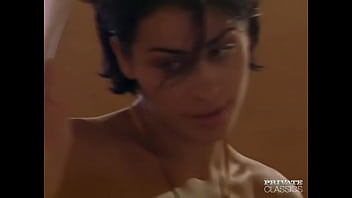 Valentina perfect latina