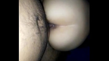 Pegándole un acomodo de tripas